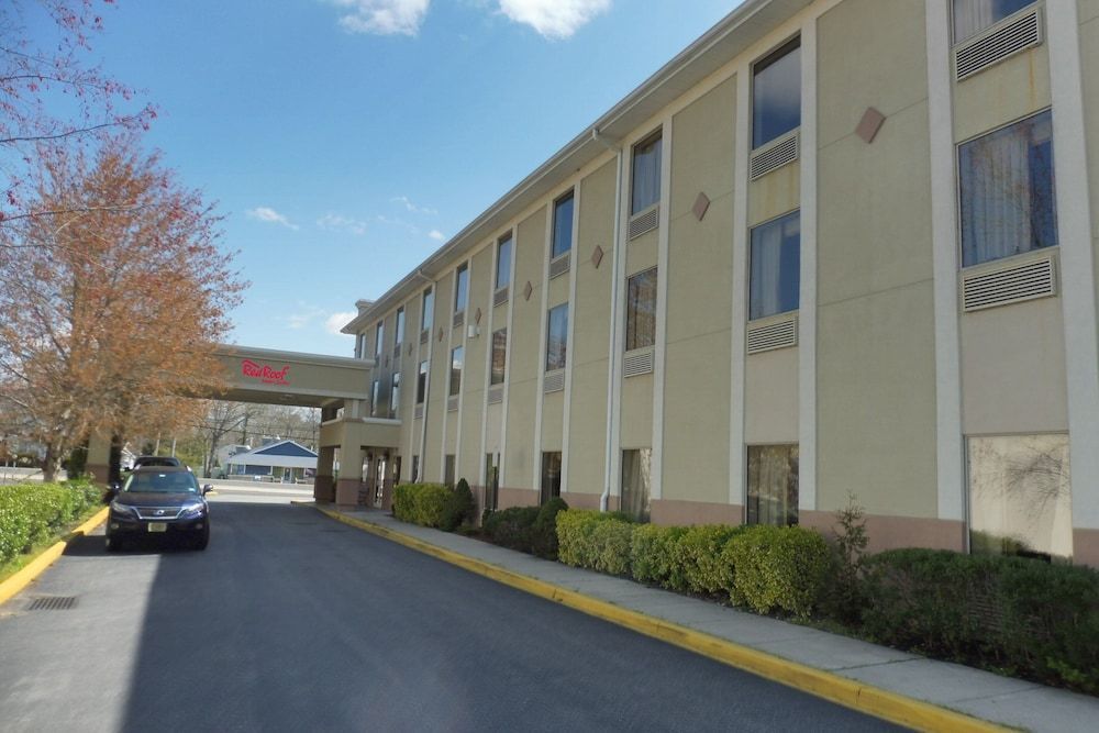 Red Roof Inn & Suites Galloway 1