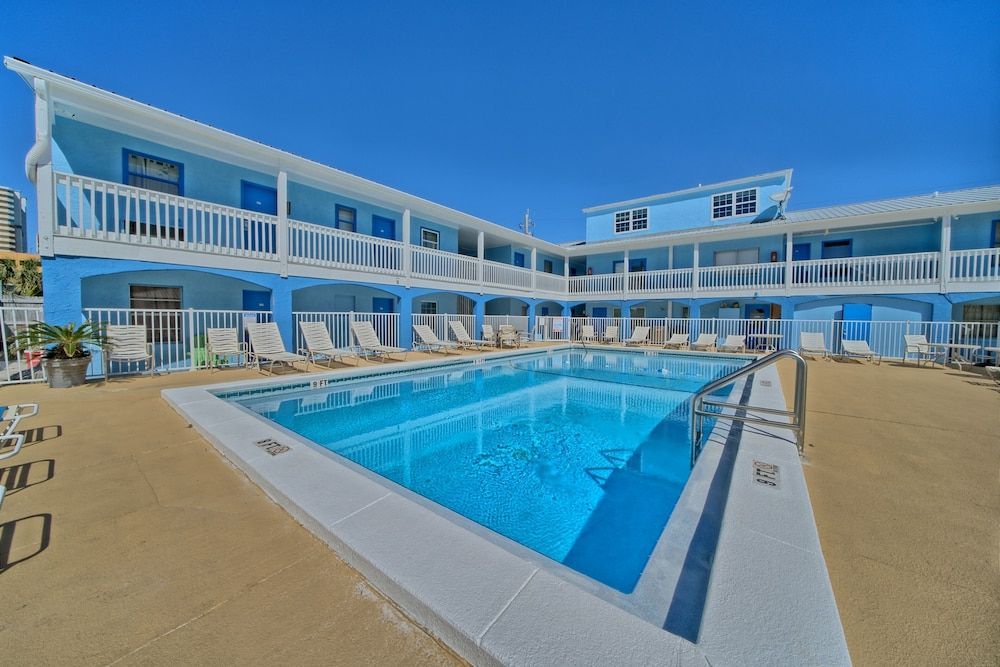Aqua View Motel 1