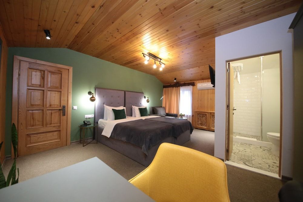 Boutique Stay 1