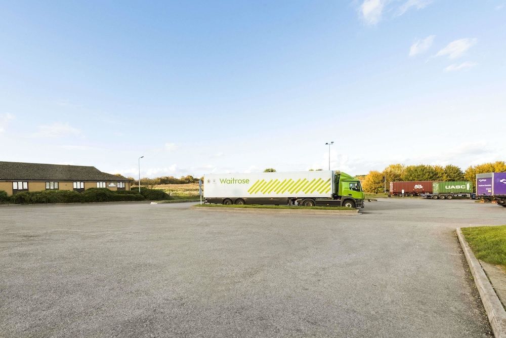 Days Inn Sutton Scotney North 1
