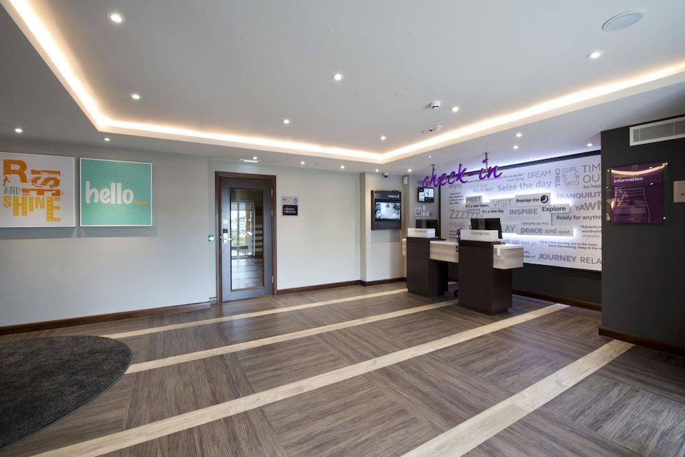 Premier Inn Abergavenny 2