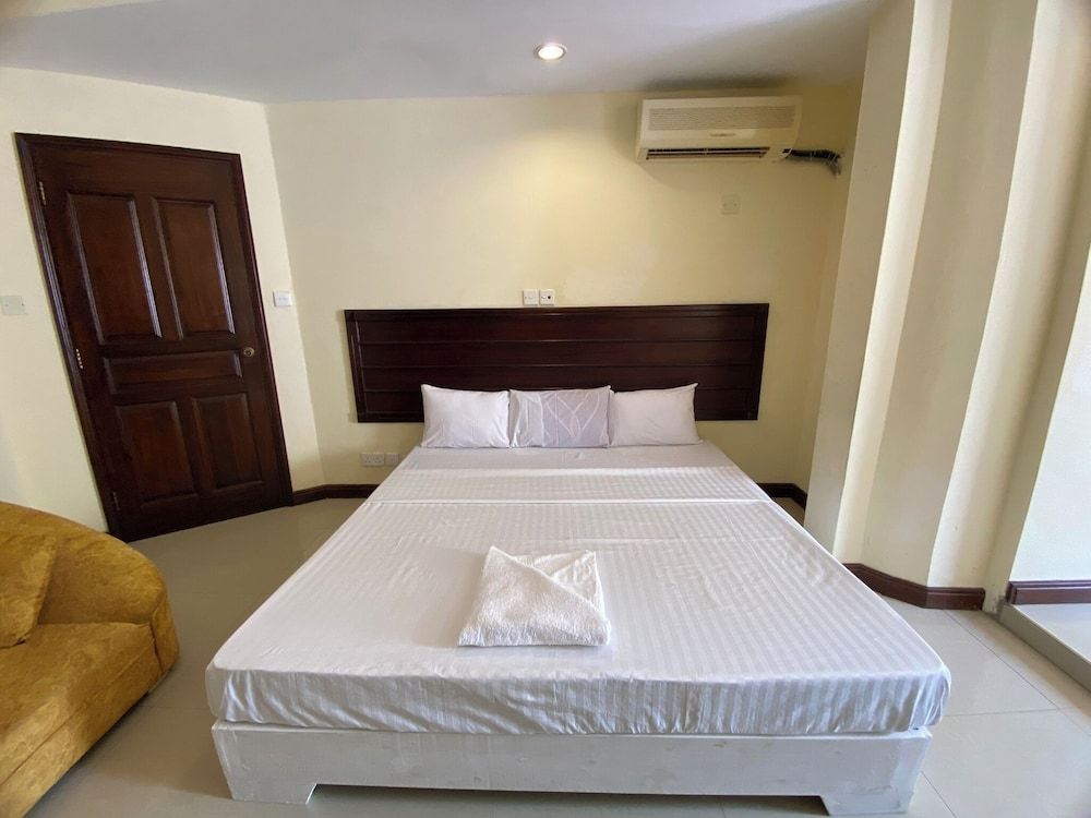 Sunrise Resort Apartments 2