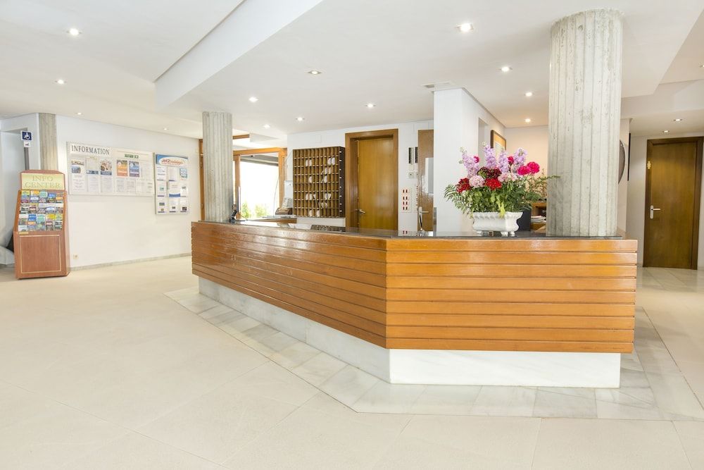 Apartamentos Massol 2