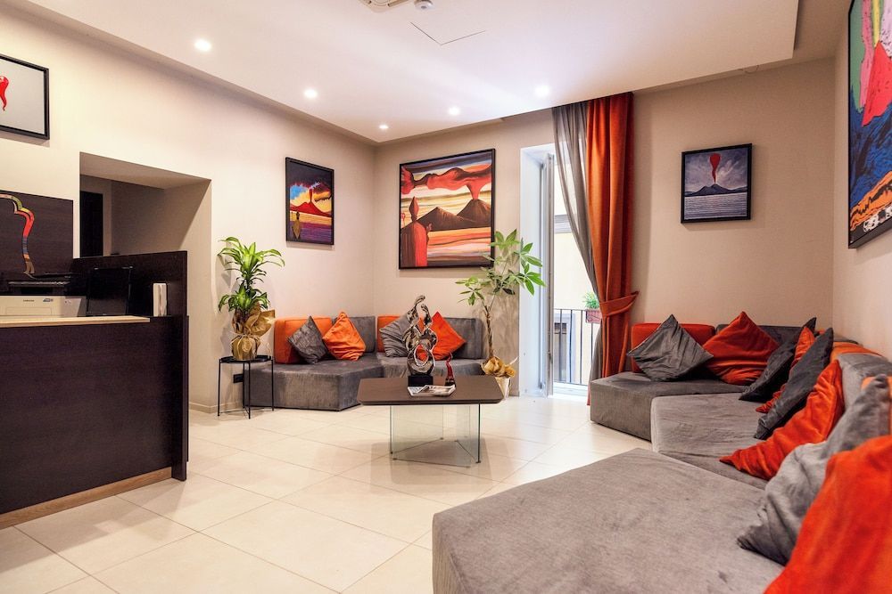 Neapolis Lifestyle 1