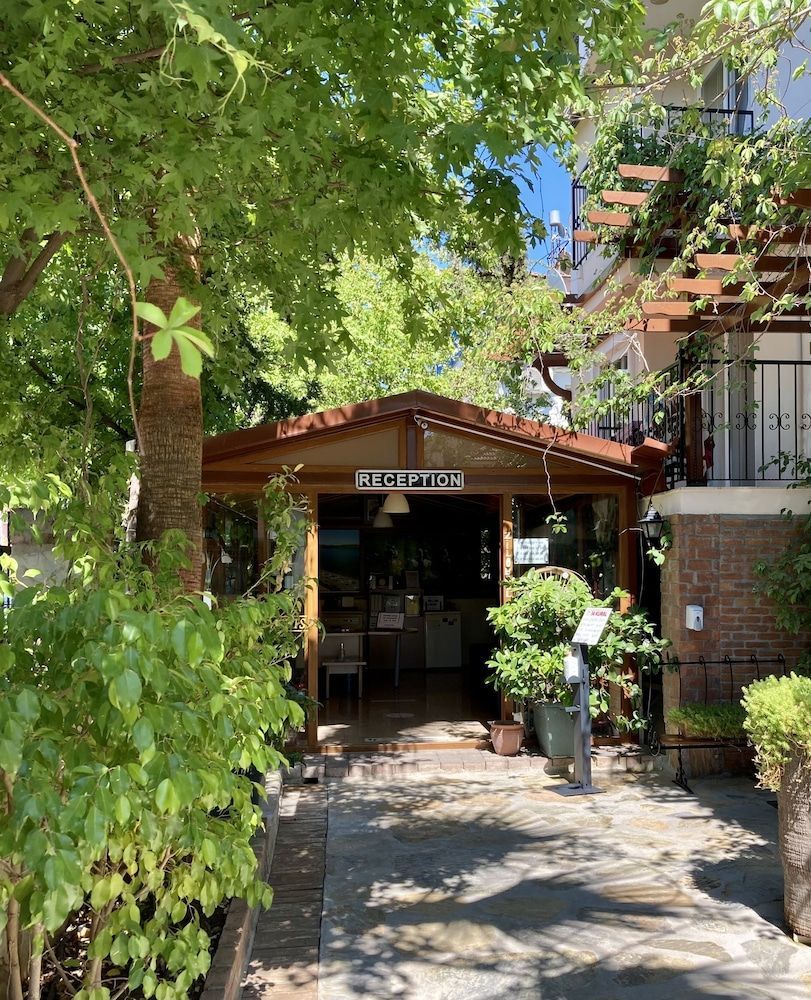 Ten Apart Hotel 2