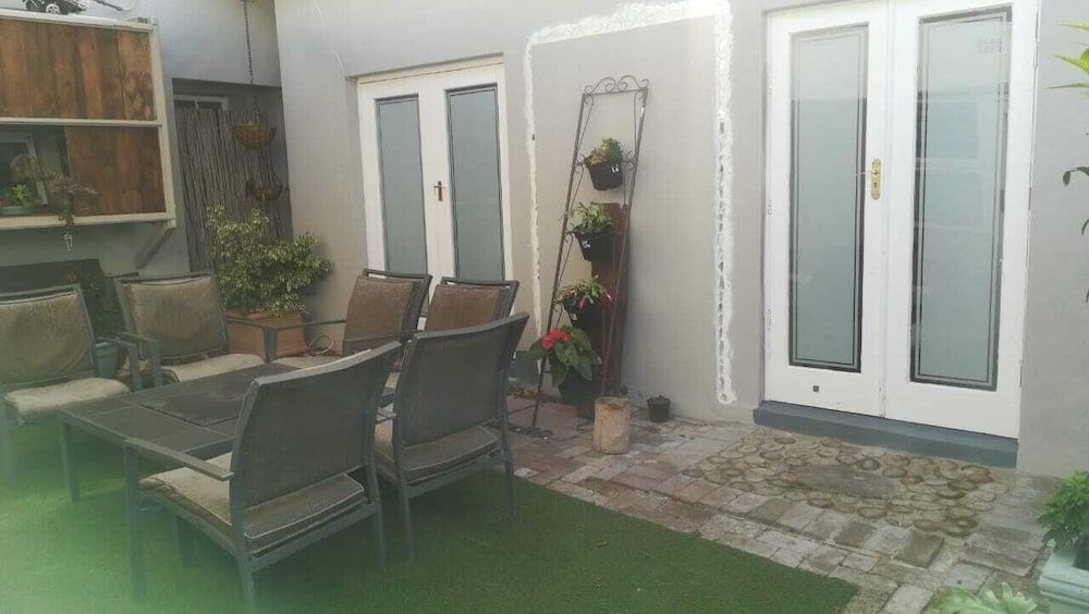 Melite Rooms 2