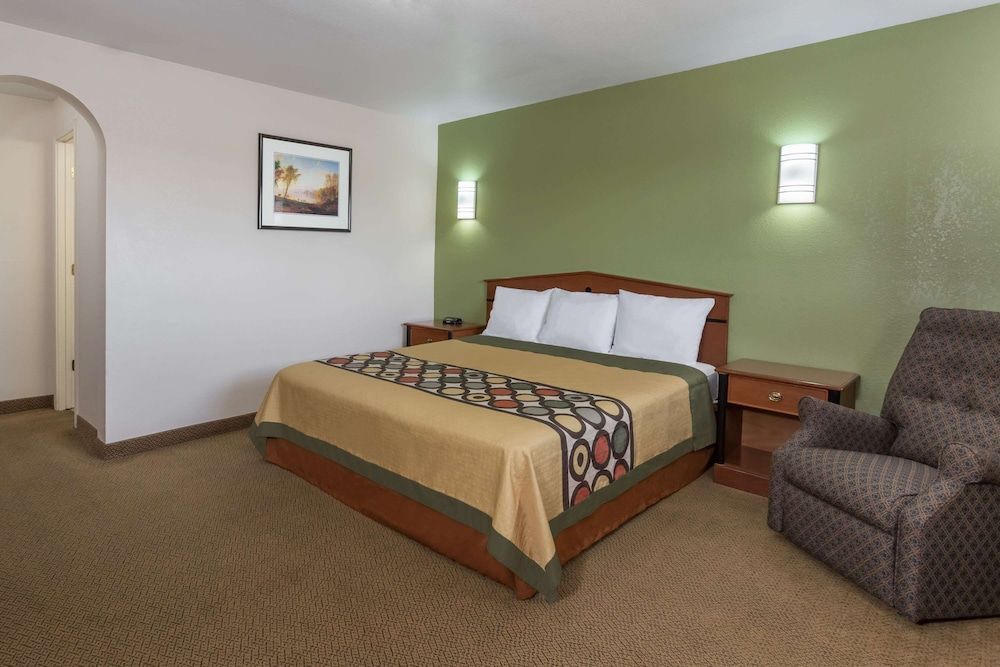 Knights Inn Franklin Ave Waco 2