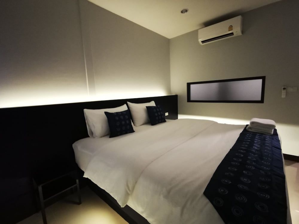 Skyline Resort 2
