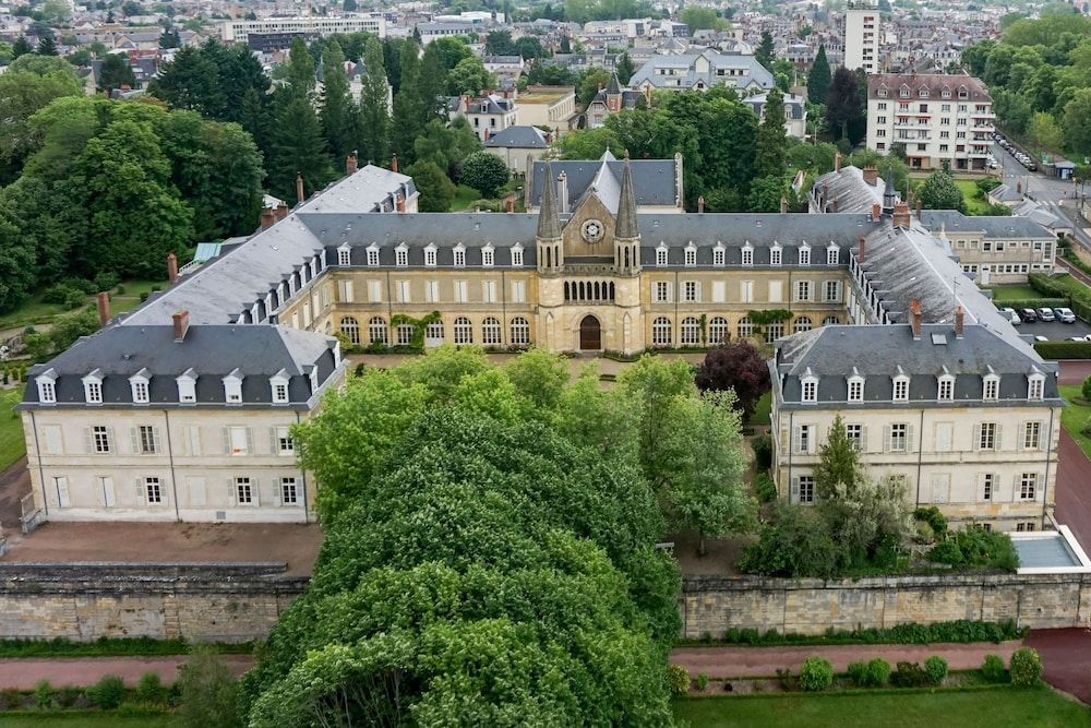 Espace Bernadette Soubirous Nevers 1