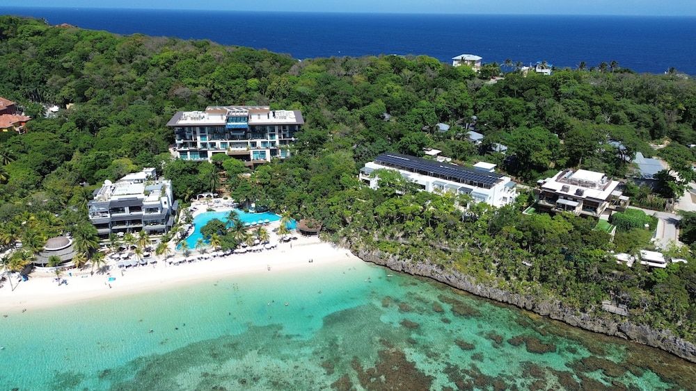 Kimpton GRAND ROATAN RESORT AND SPA by IHG 1