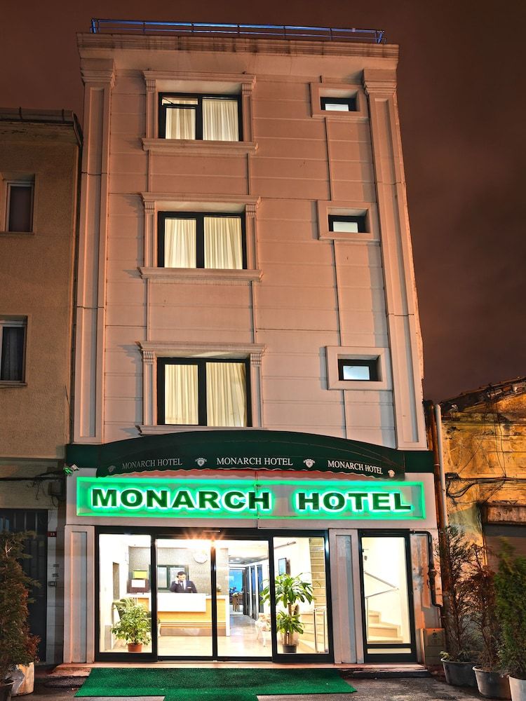 Monarch Hotel 1