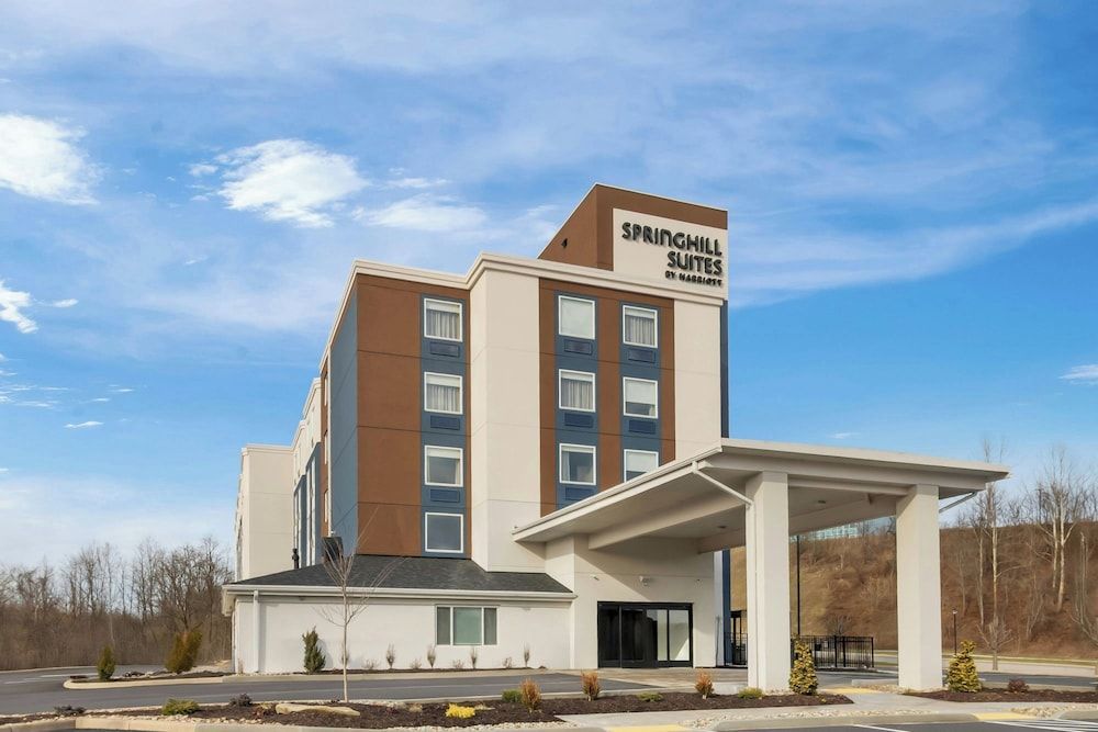 Springhill Suites Pittsburgh Airport 1