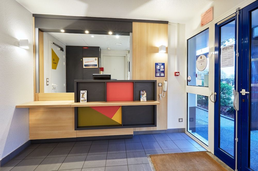 B&B HOTEL Cherbourg 2