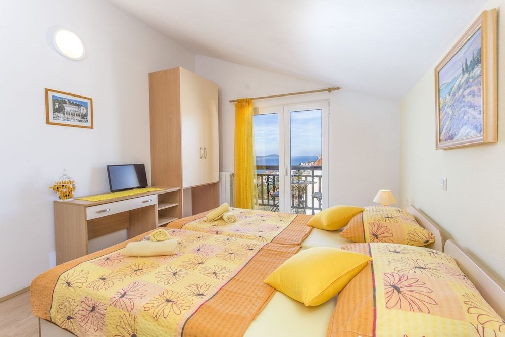 Apartments Ivusic 1