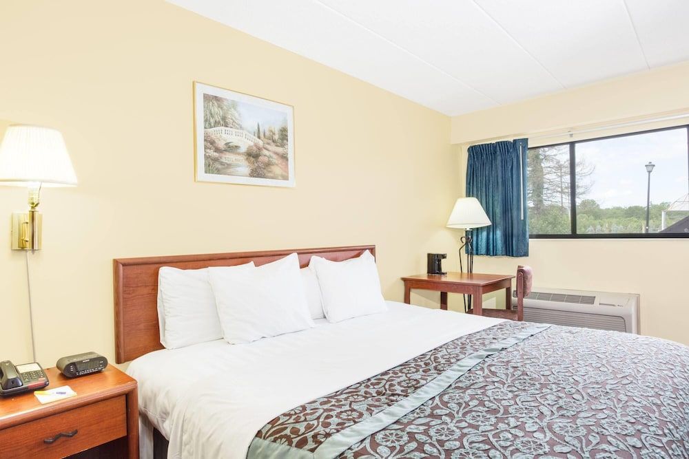 Days Inn by Wyndham Athens 2