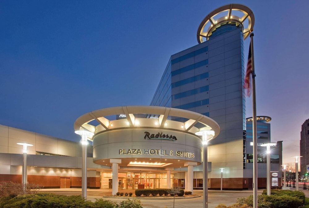 Radisson Plaza Hotel at Kalamazoo Center 1