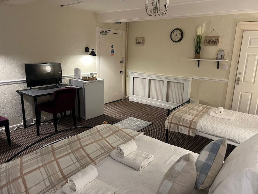 Edinburgh Travel Guest House 2