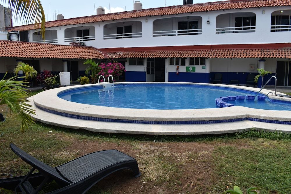 Plaza Almendros Hotel Isla Mujeres 1