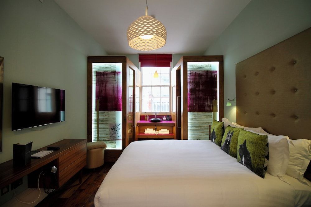 Residences at The Gyle - London 1