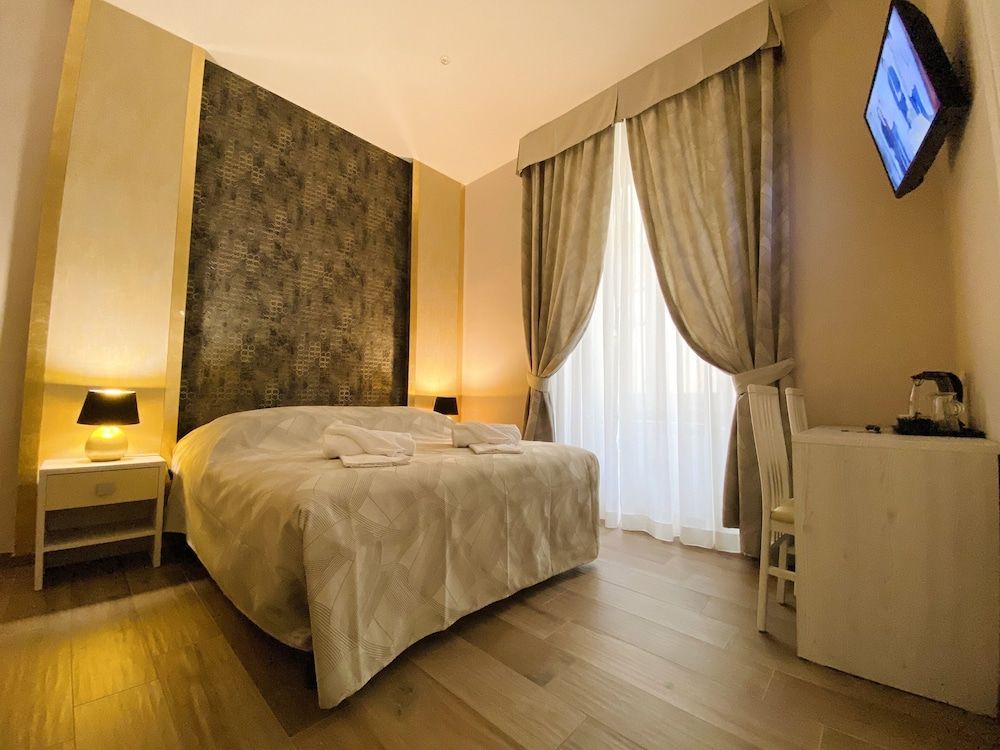 Hotelier 51 1