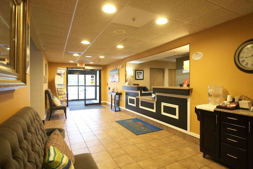 Baymont by Wyndham Portage 2