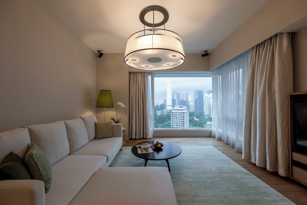 Lanson Place Bukit Ceylon 1