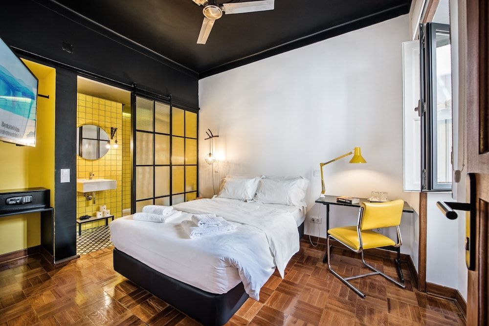 Lemon Tree Stay 2