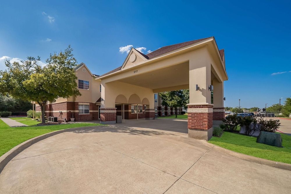 Econo Lodge Inn & Suites Mesquite - Dallas East 1