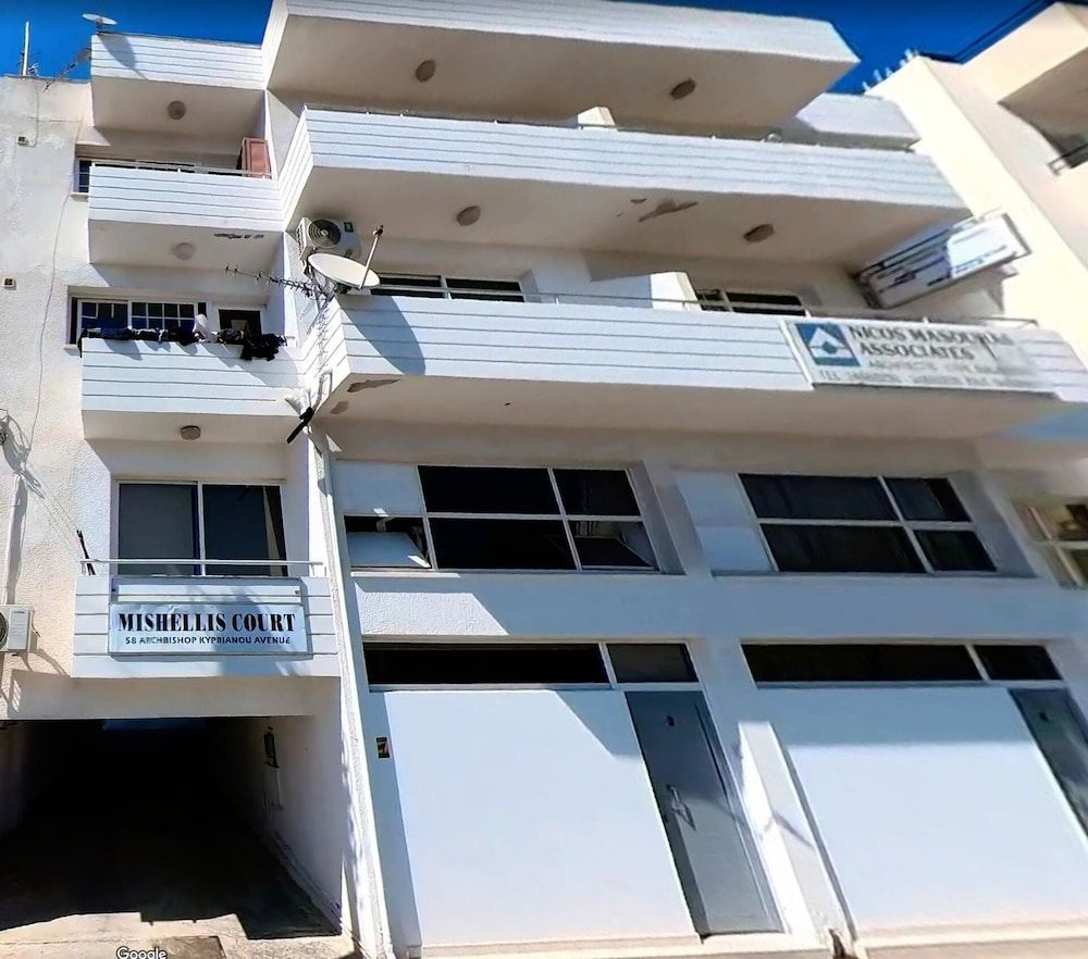 Larnaca Comfort Rooms 1