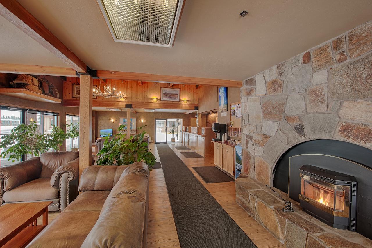 Brandin' Iron Inn 2