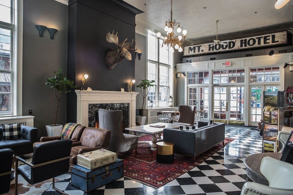 Hood River Hotel 1
