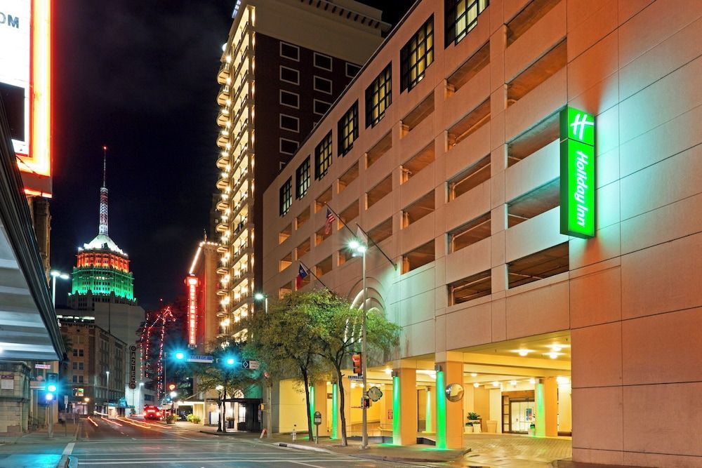Holiday Inn SAN ANTONIO-RIVERWALK by IHG 1