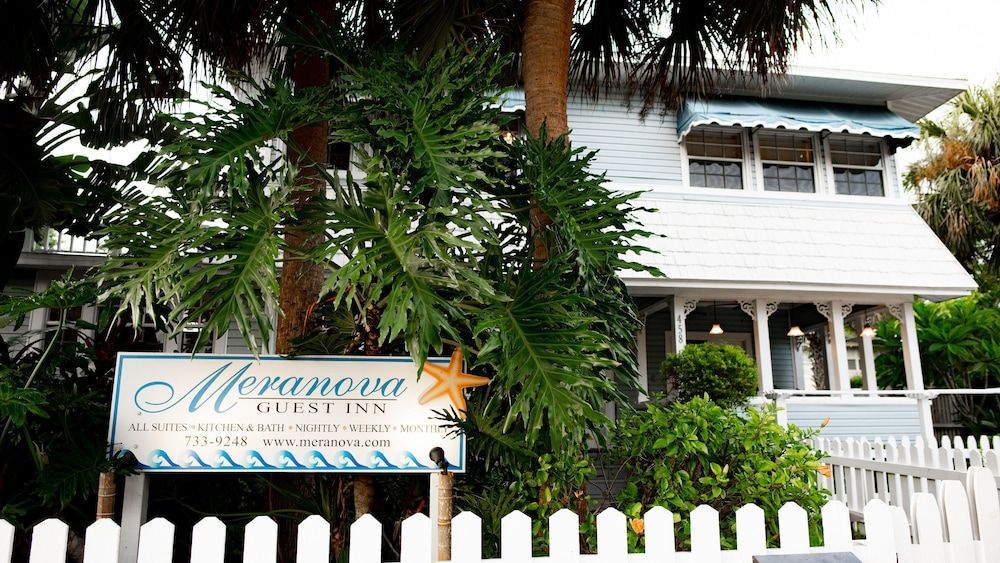 Meranova Guest Inn 1