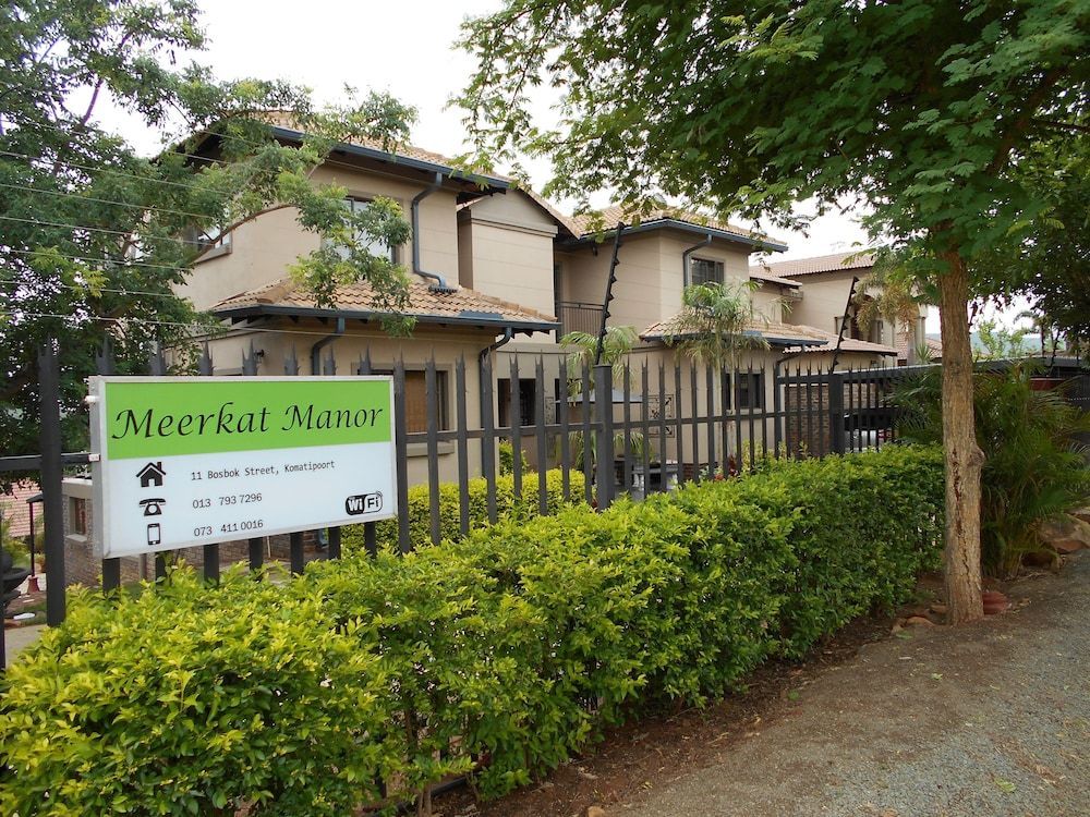 Meerkat Manor 1