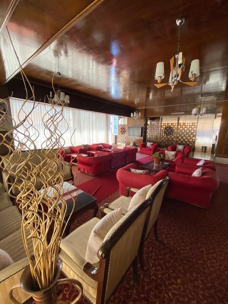 THE ROSE OTEL 2