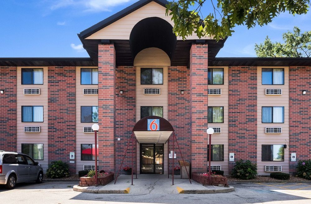 Motel 6-Prospect Heights, IL 1
