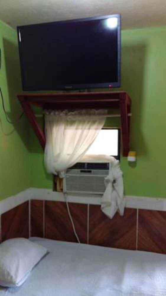 Hotel Economico 2