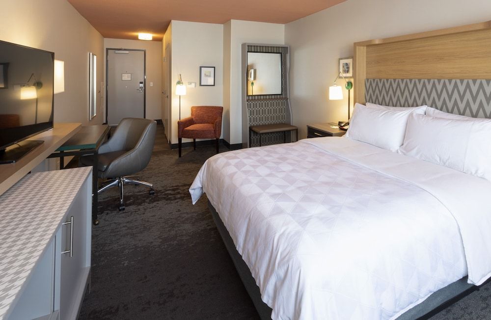 Holiday Inn MARQUETTE by IHG 2