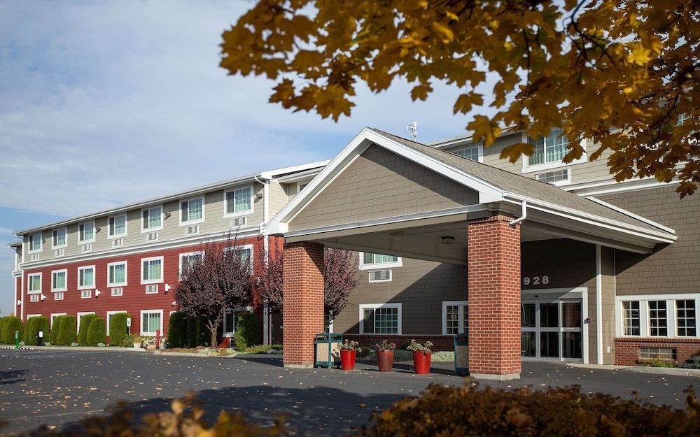 Coast Hilltop Inn 1