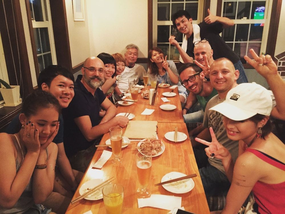IZA Kamakura Guest House and Bar 2