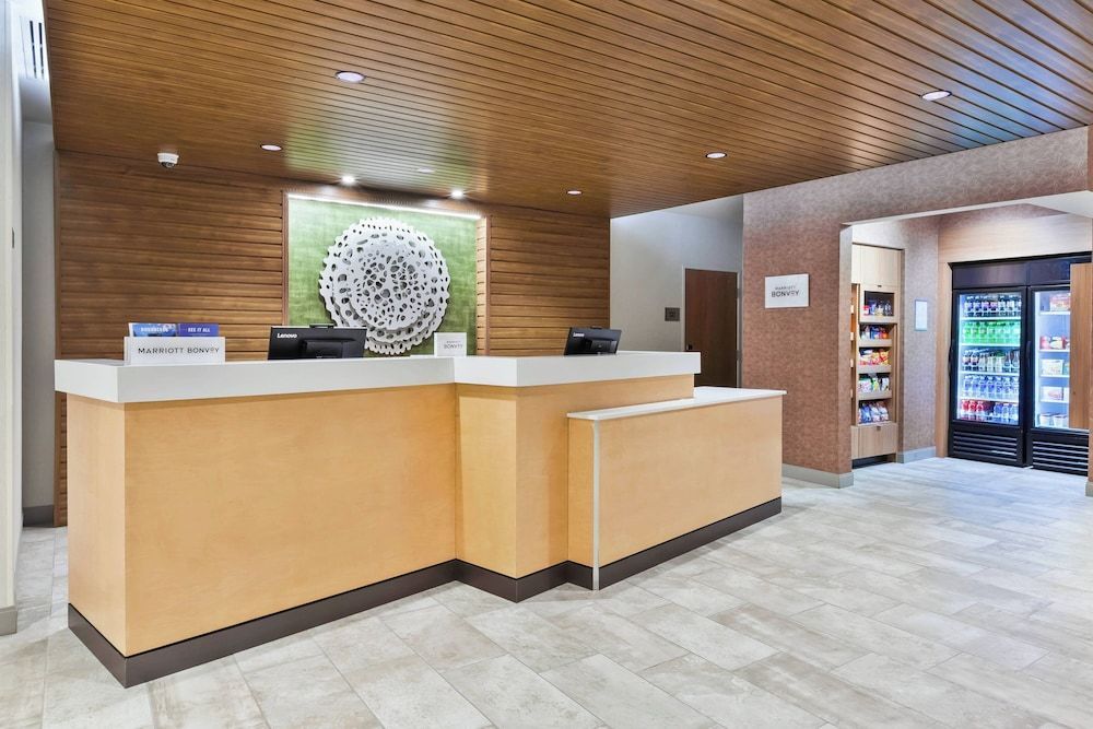 Fairfield Inn & Suites by Marriott Goshen 2