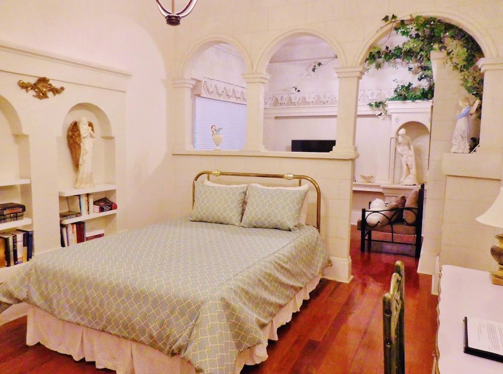 The Cottage Bed & Breakfast 2