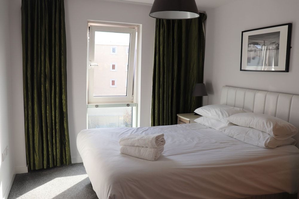 Quayside Apartments by Urban Space 2