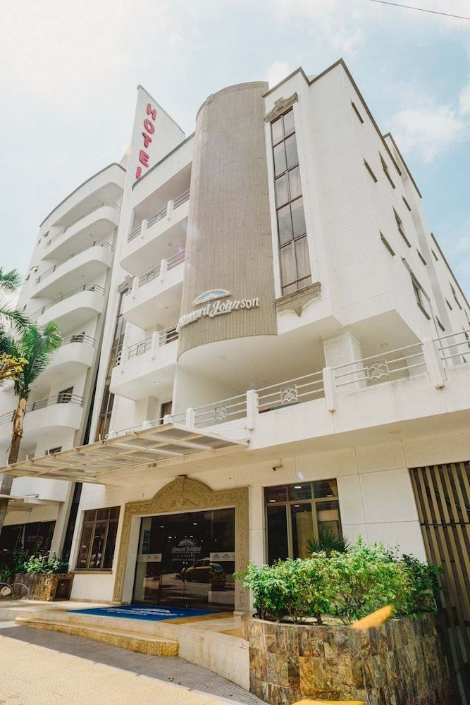 Howard Johnson Hotel Versalles Barranquilla 1