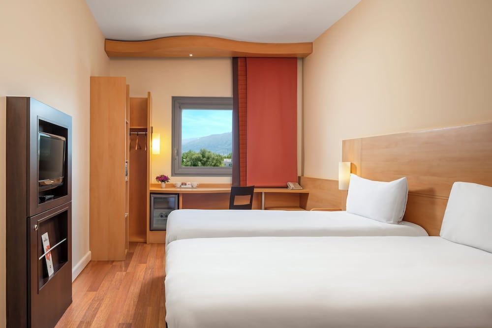 Ibis Bursa 2