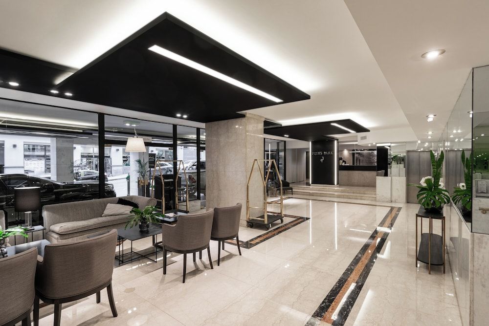 Feir's Park Hotel & Rooftop 2