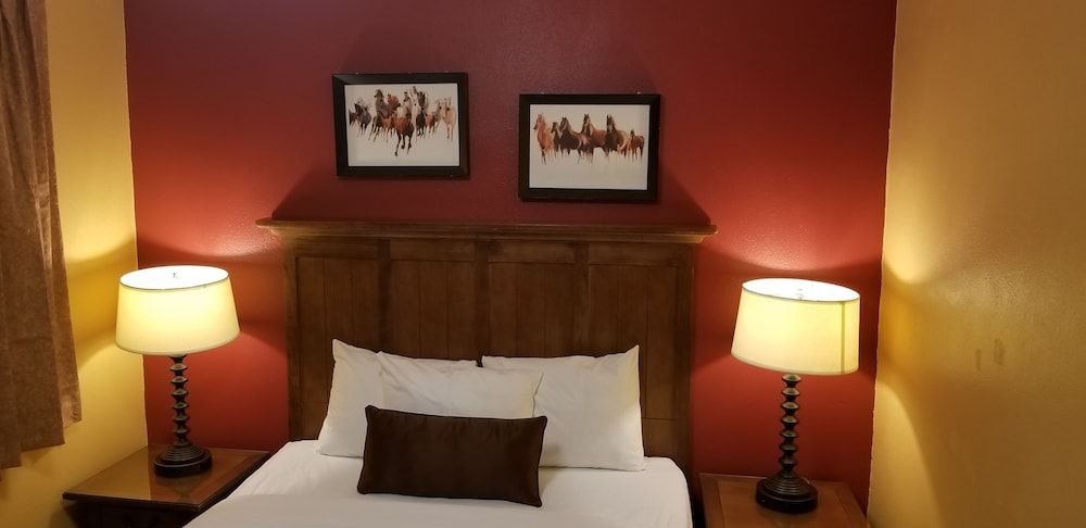 The Royal Victorian Motel 2