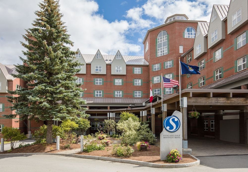 Sugarloaf Mountain Hotel 1