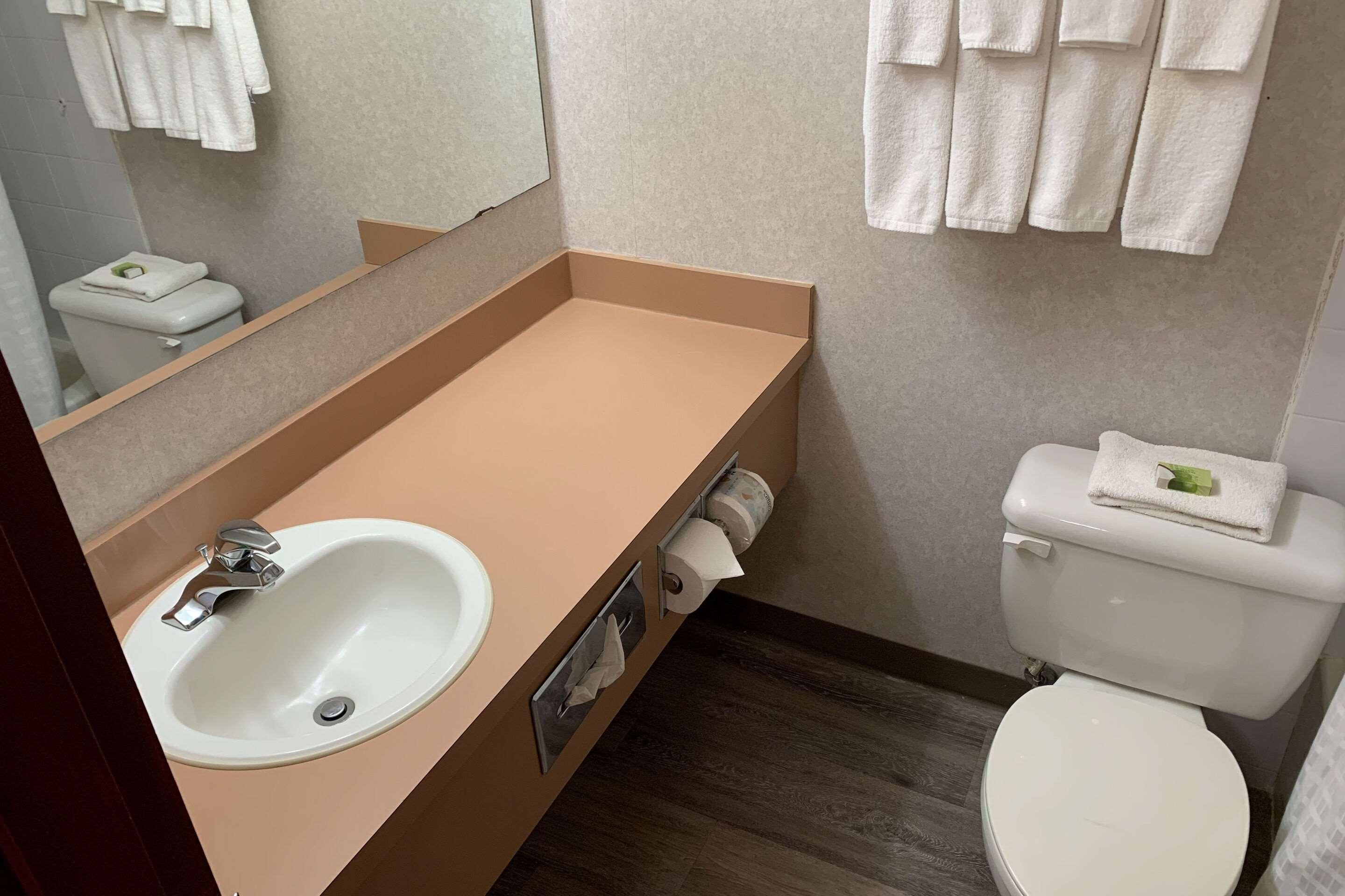 Rodeway Inn Baltimore 1