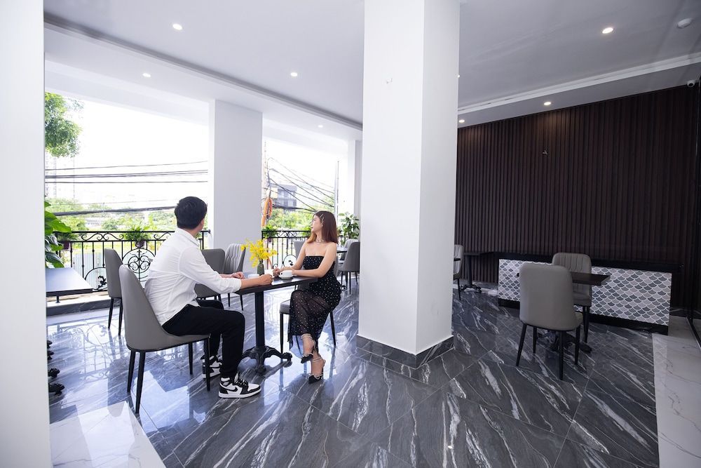 Monaco Hotel Danang 2